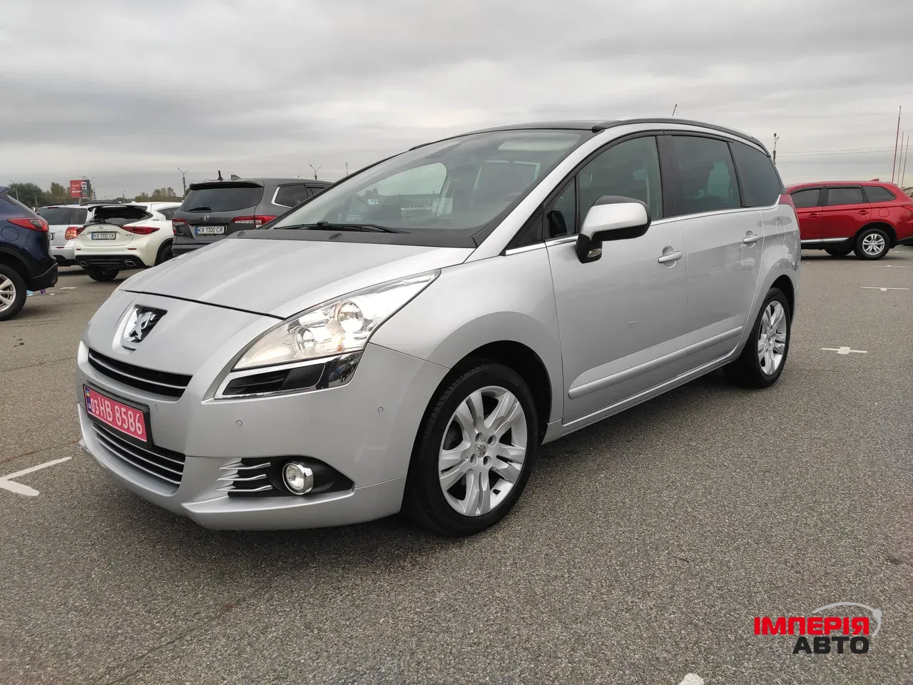 Peugeot 5008 - фото 1