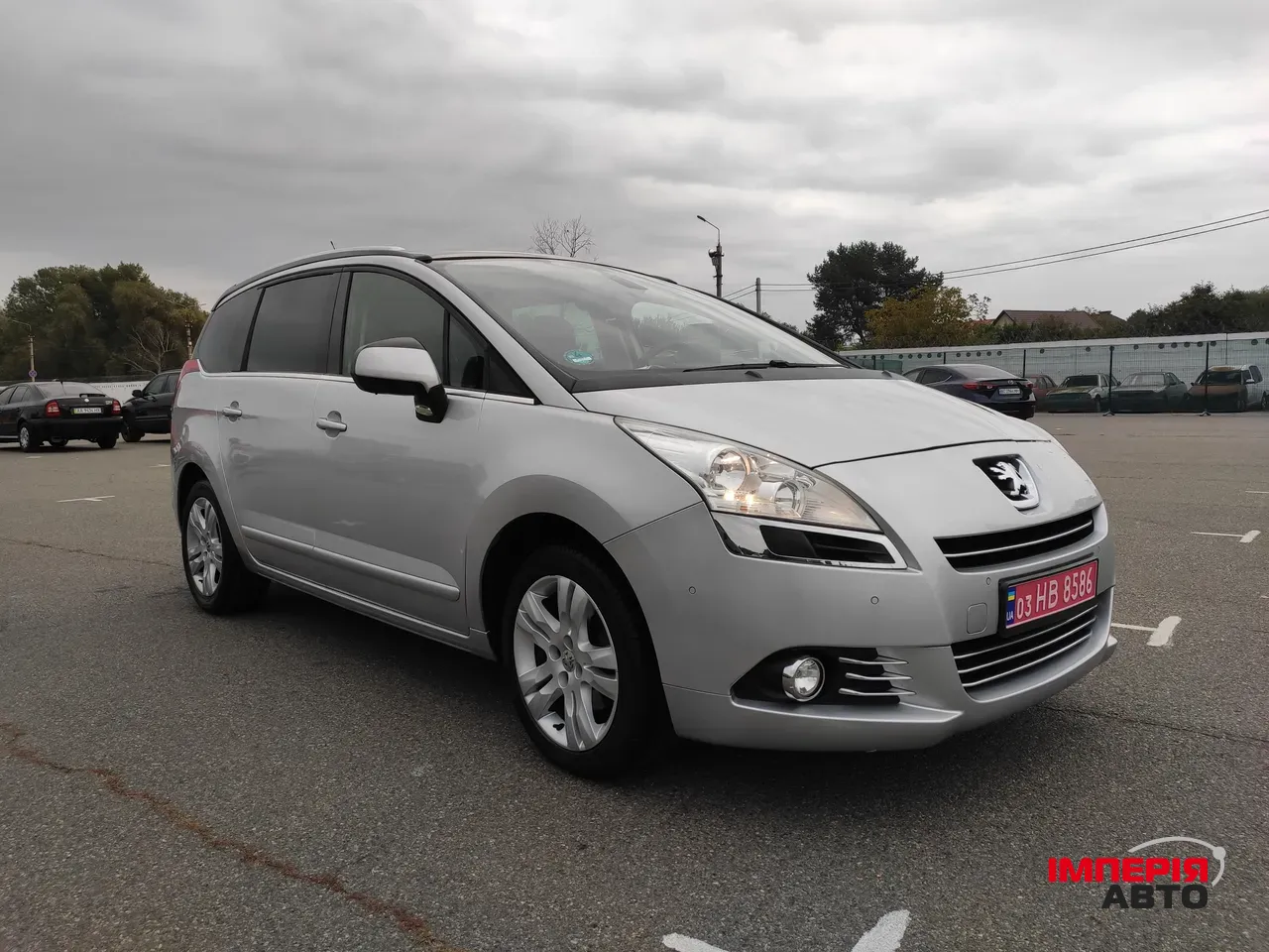 Peugeot 5008 - фото 2