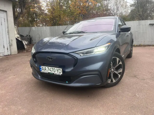 Ford Mustang Mach-E - фото 5