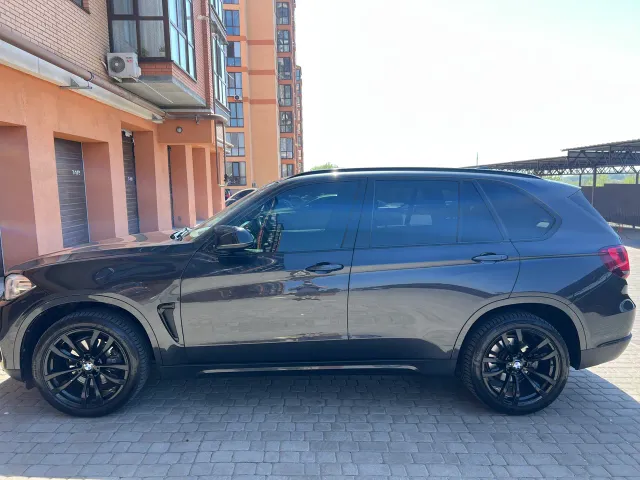 BMW X5 - фото 5