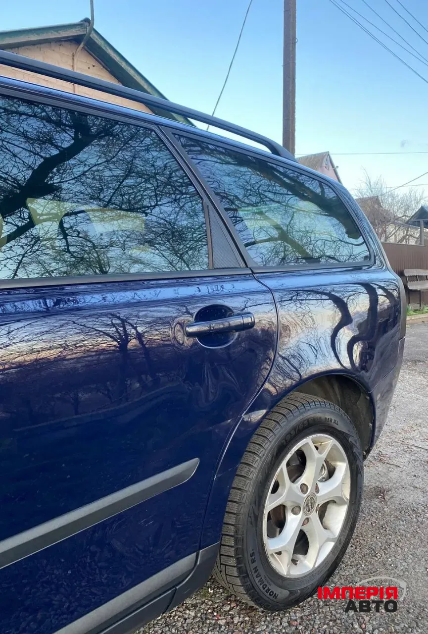 Volvo V50 - фото 8