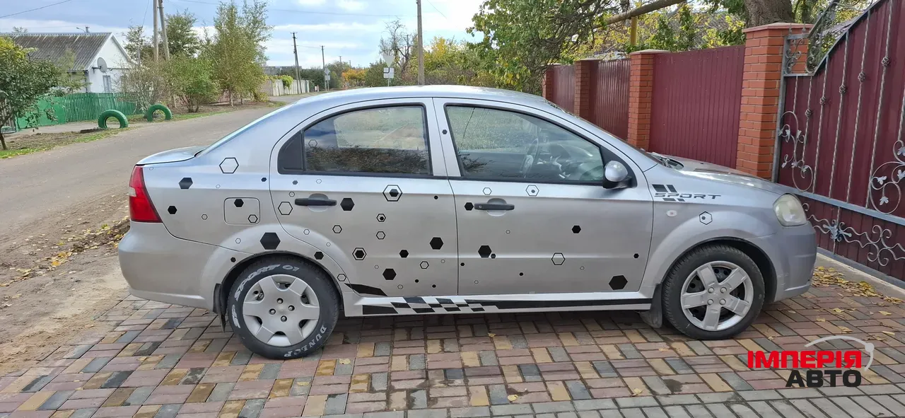 Chevrolet Aveo - фото 8