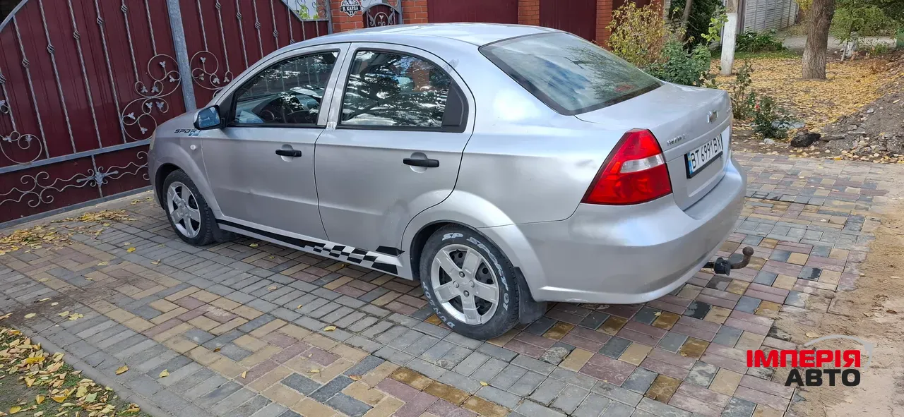 Chevrolet Aveo - фото 5