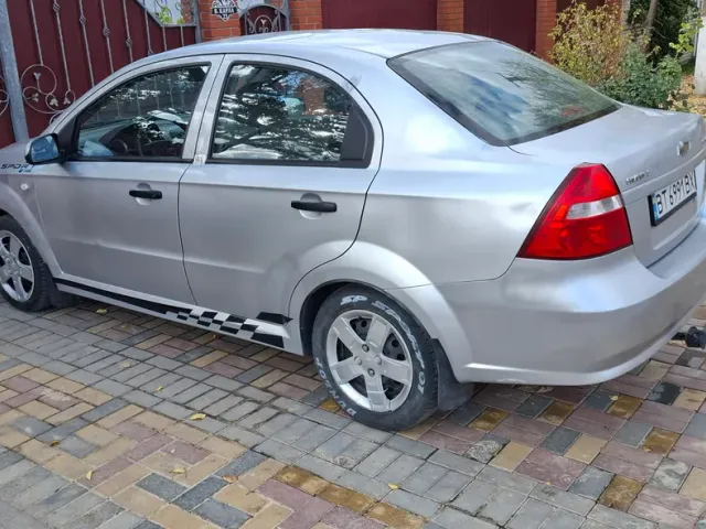 Chevrolet Aveo - фото 5