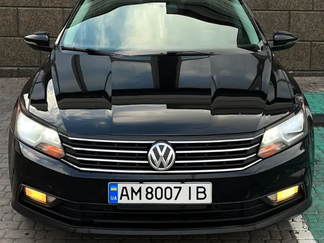 Volkswagen Passat - фото 2
