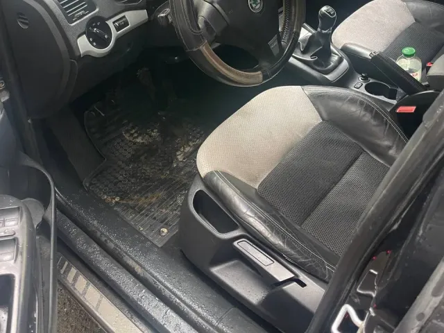 Skoda Octavia - фото 4