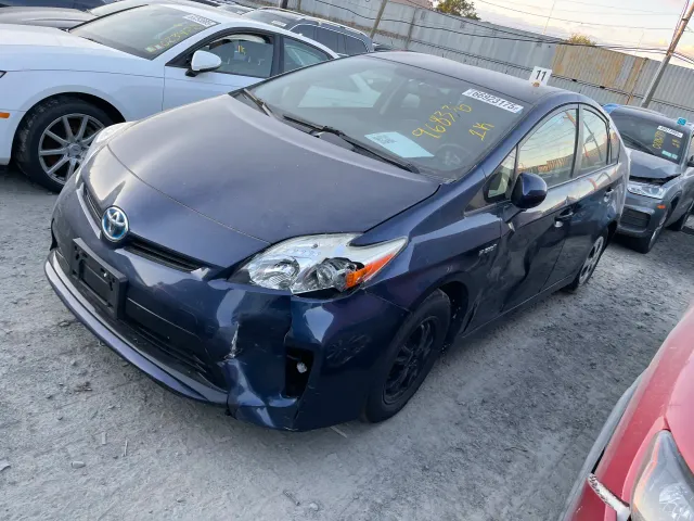 Toyota Prius - фото 2