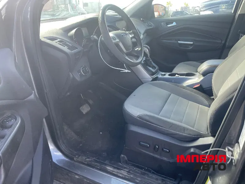 Ford Escape - фото 18