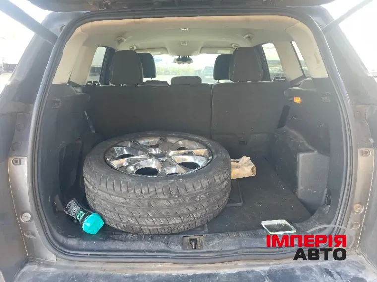 Ford Escape - фото 16