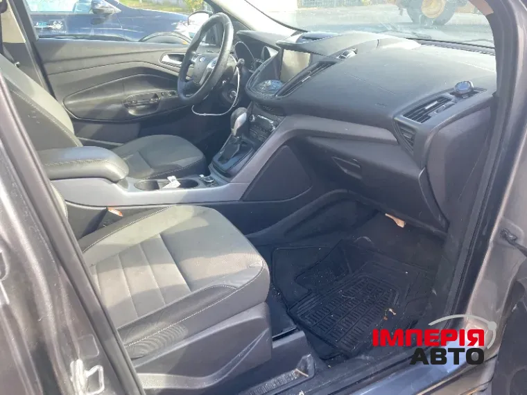 Ford Escape - фото 8