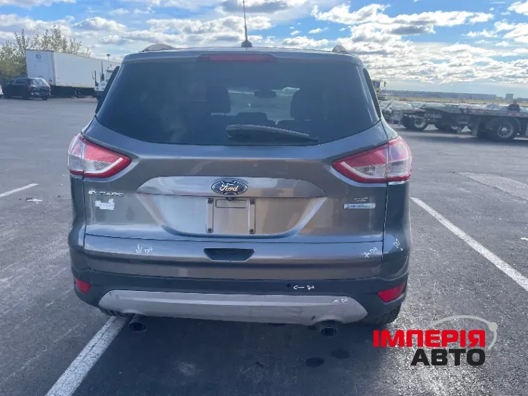 Ford Escape - фото 1