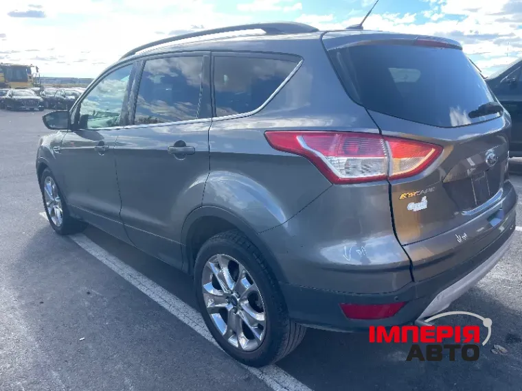Ford Escape - фото 2