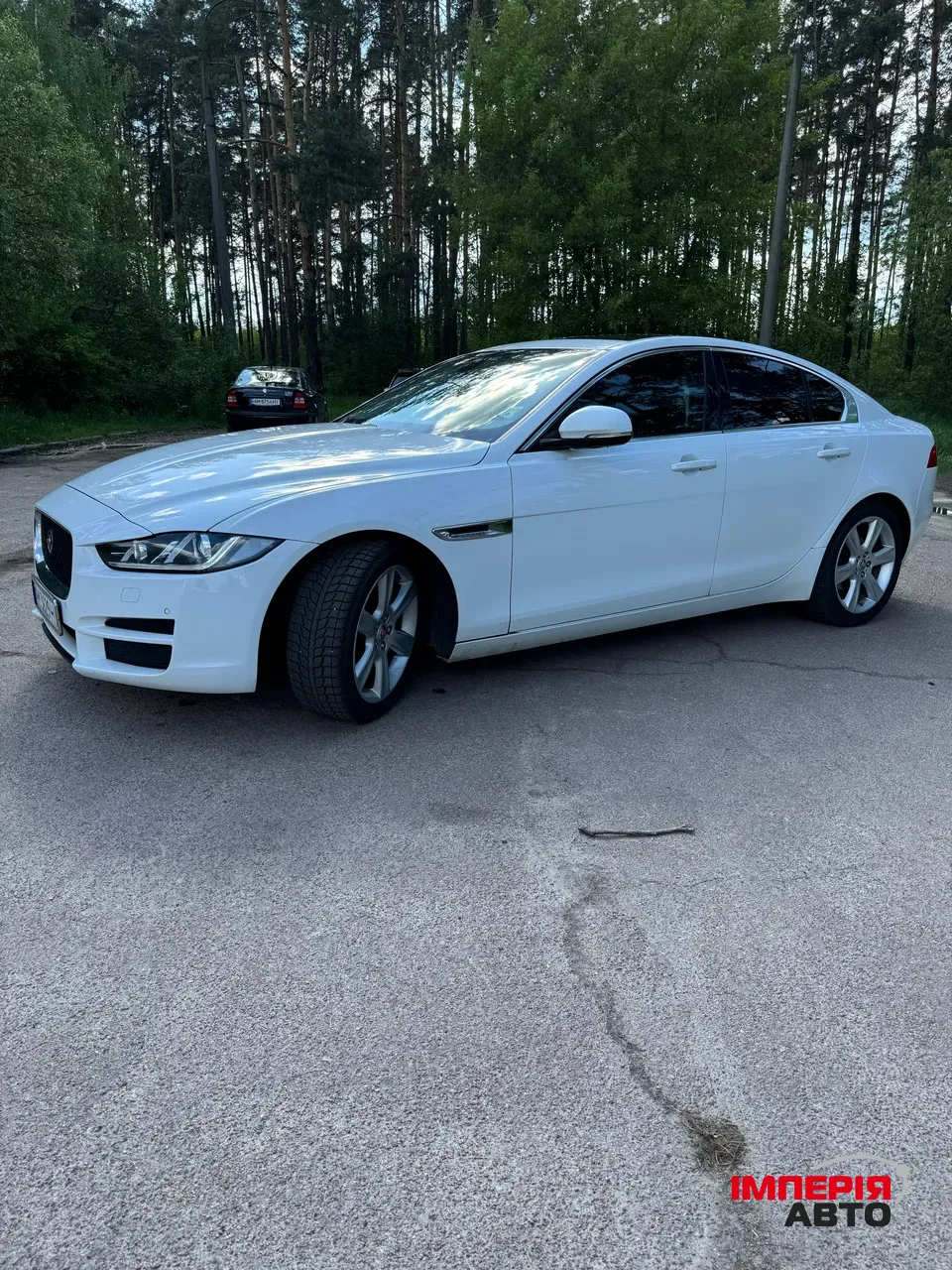 Jaguar XE - фото 1
