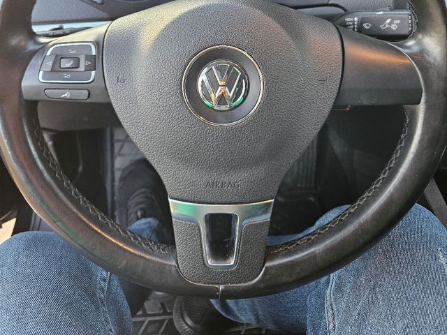 Volkswagen Jetta - фото 3