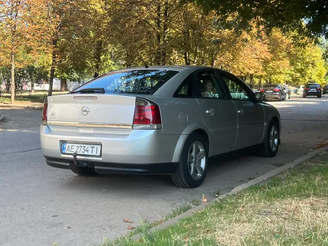 Opel Vectra - фото 4