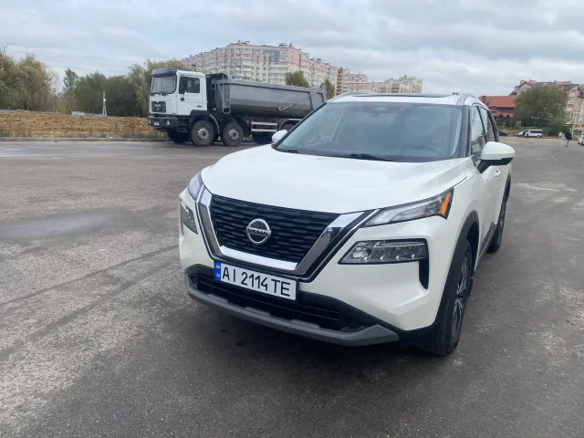 Nissan Rogue - фото 2