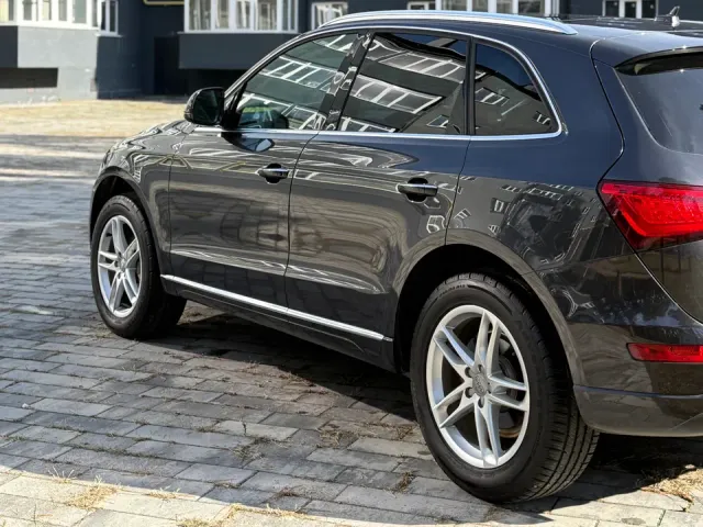 Audi Q5 - фото 3