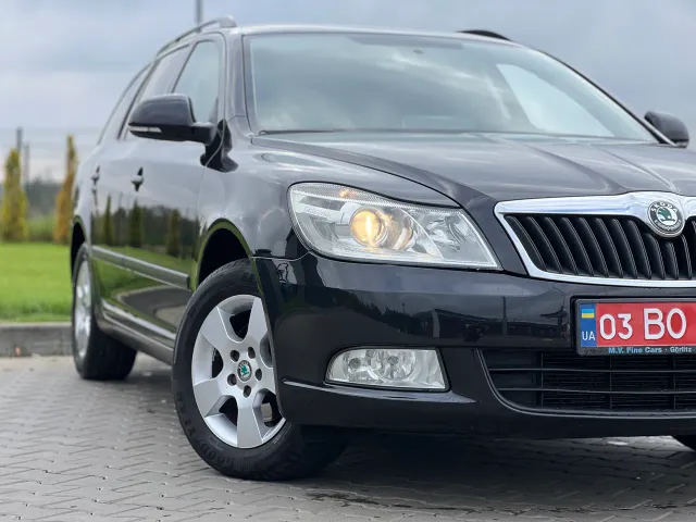 Skoda Octavia - фото 3
