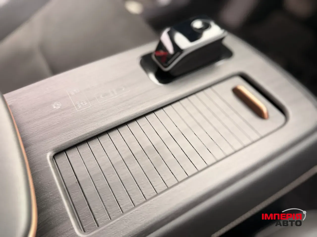 Nissan Ariya - фото 21