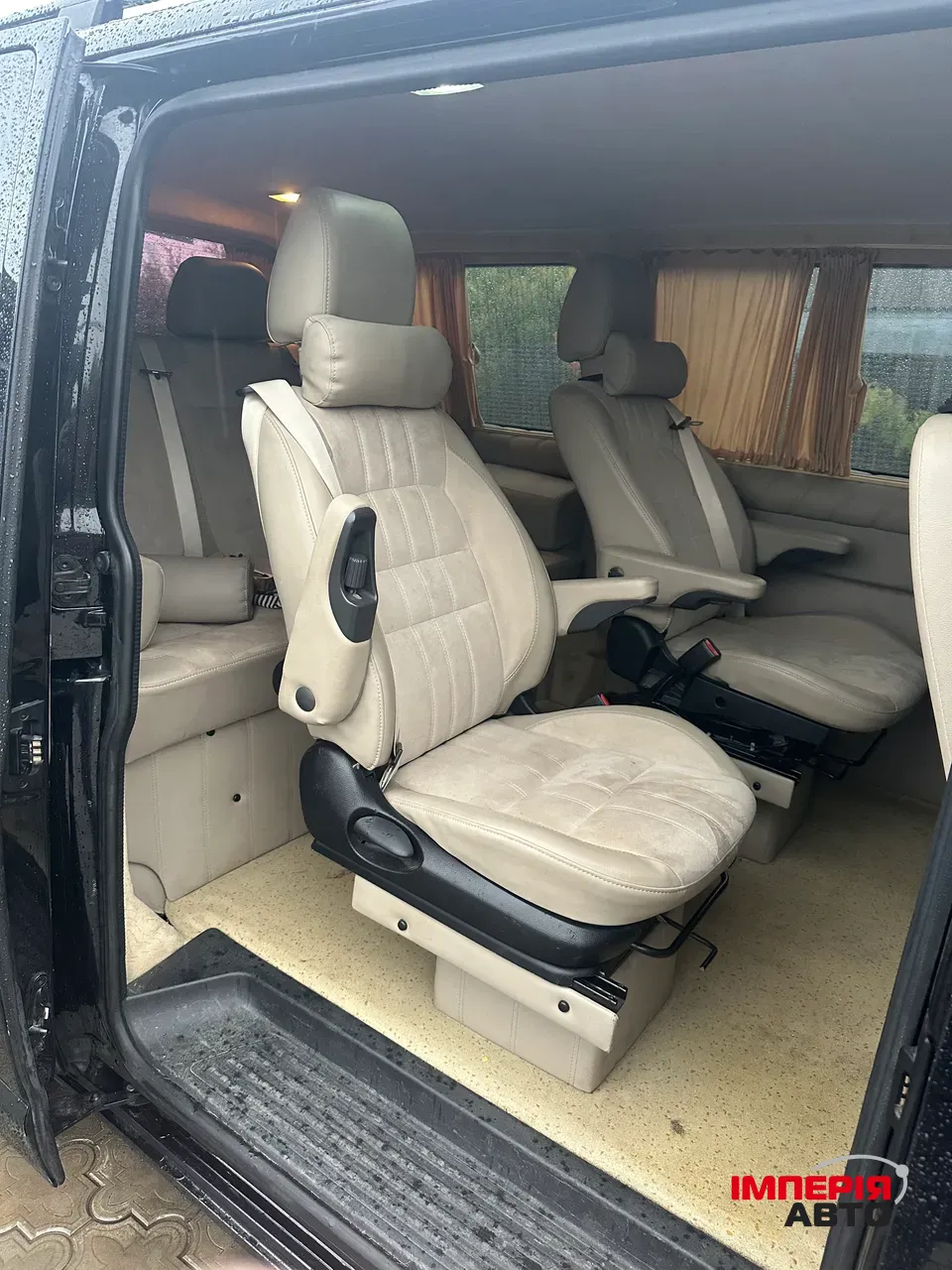 Volkswagen Transporter - фото 8