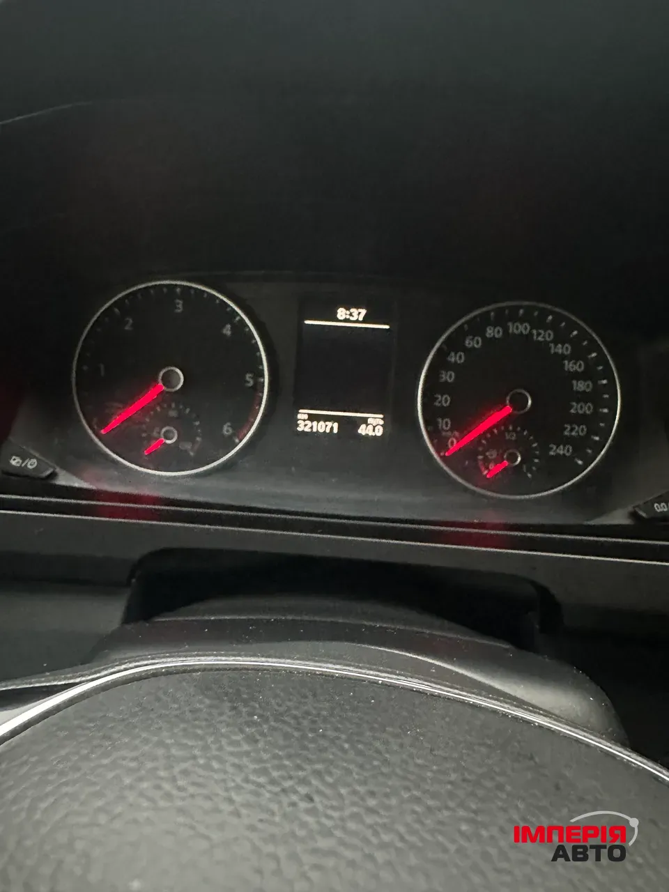 Volkswagen Transporter - фото 11