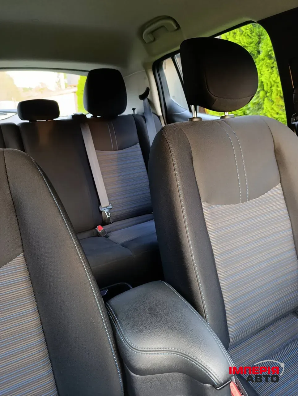 Nissan Leaf - фото 15