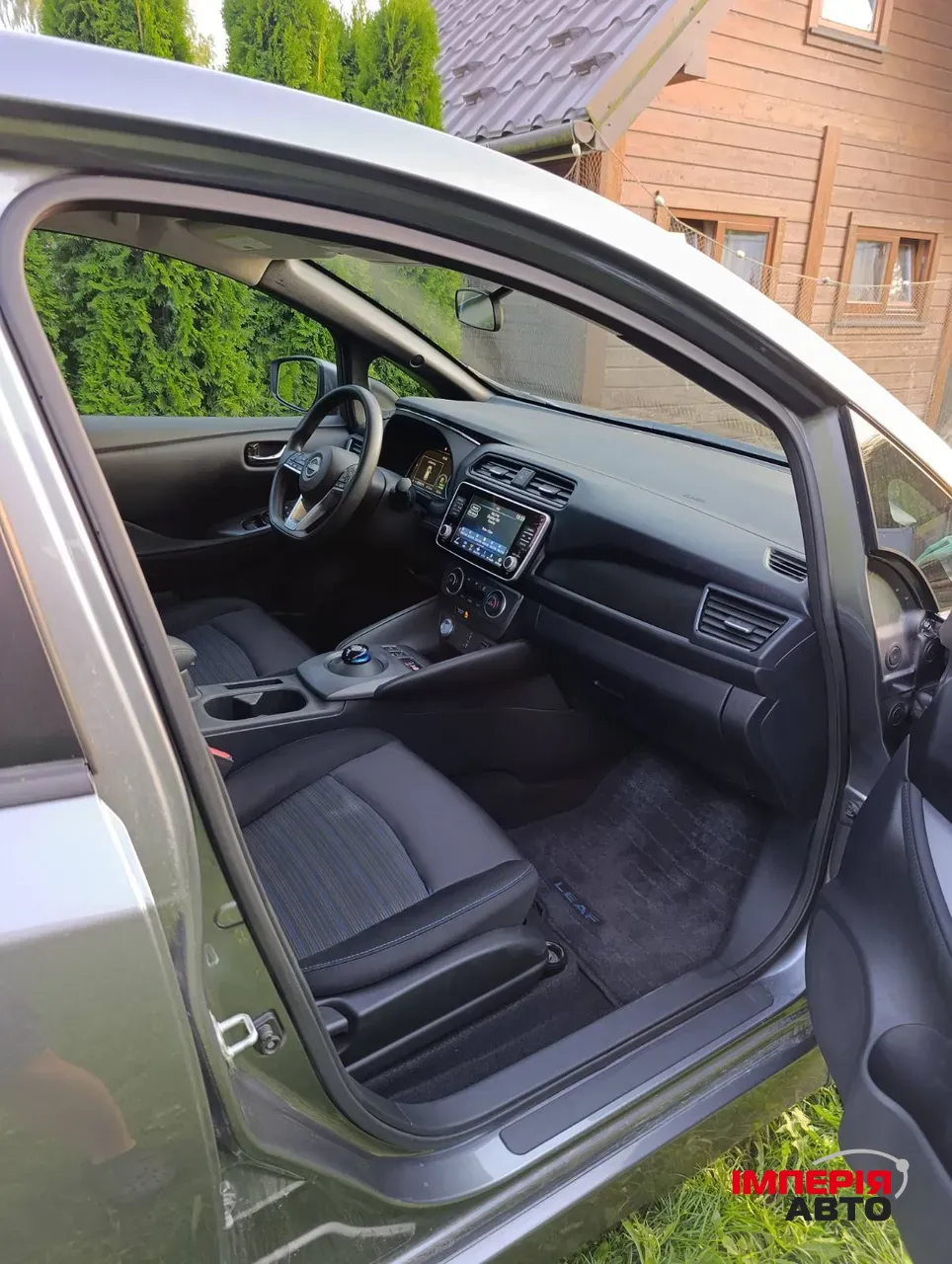 Nissan Leaf - фото 10