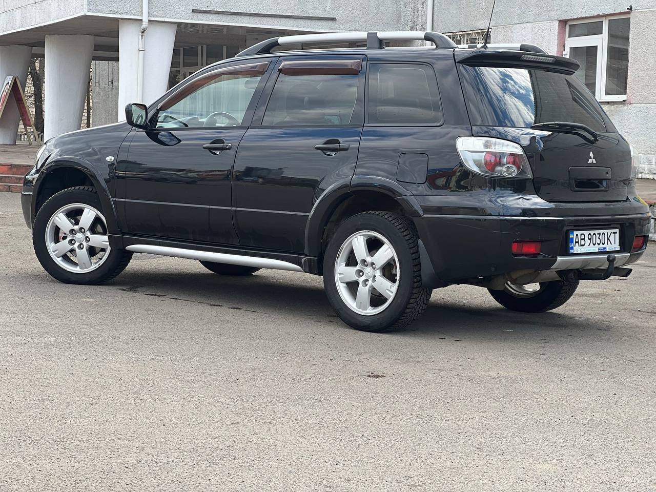 Mitsubishi Outlander - фото 10