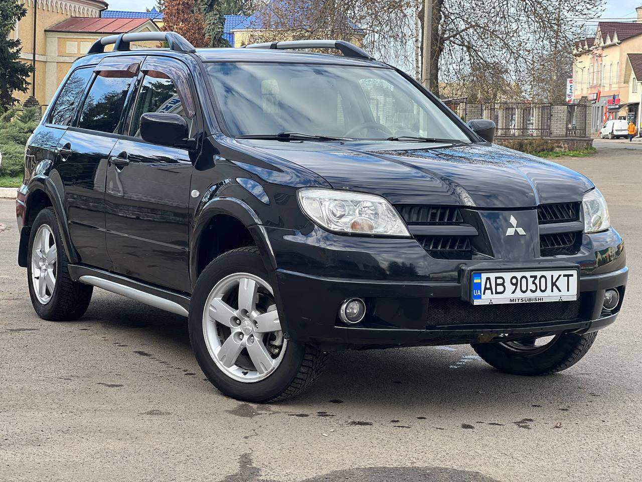 Mitsubishi Outlander - фото 5