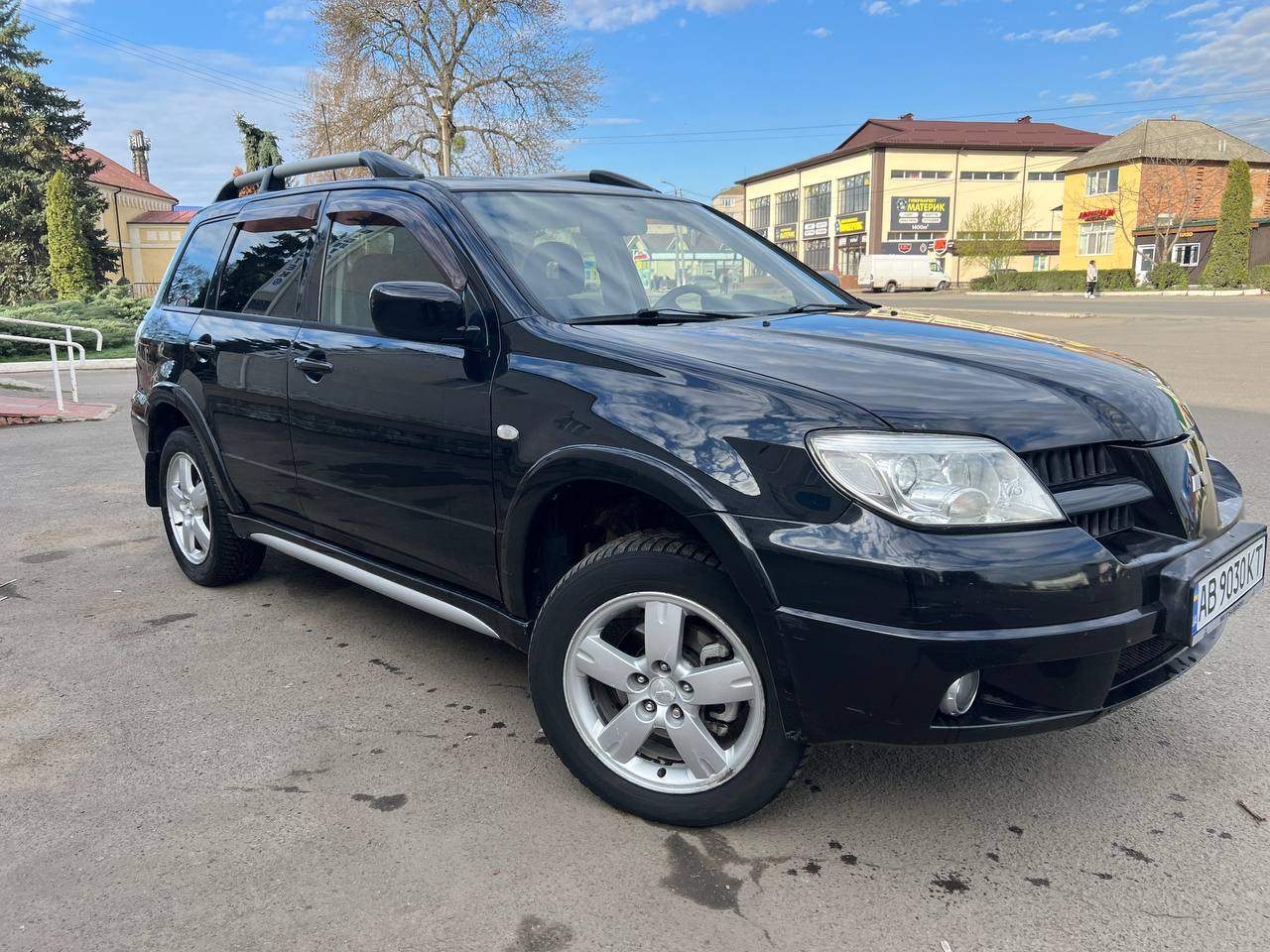 Mitsubishi Outlander - фото 16