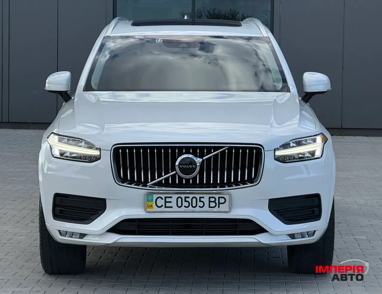 Volvo XC90 - фото 7