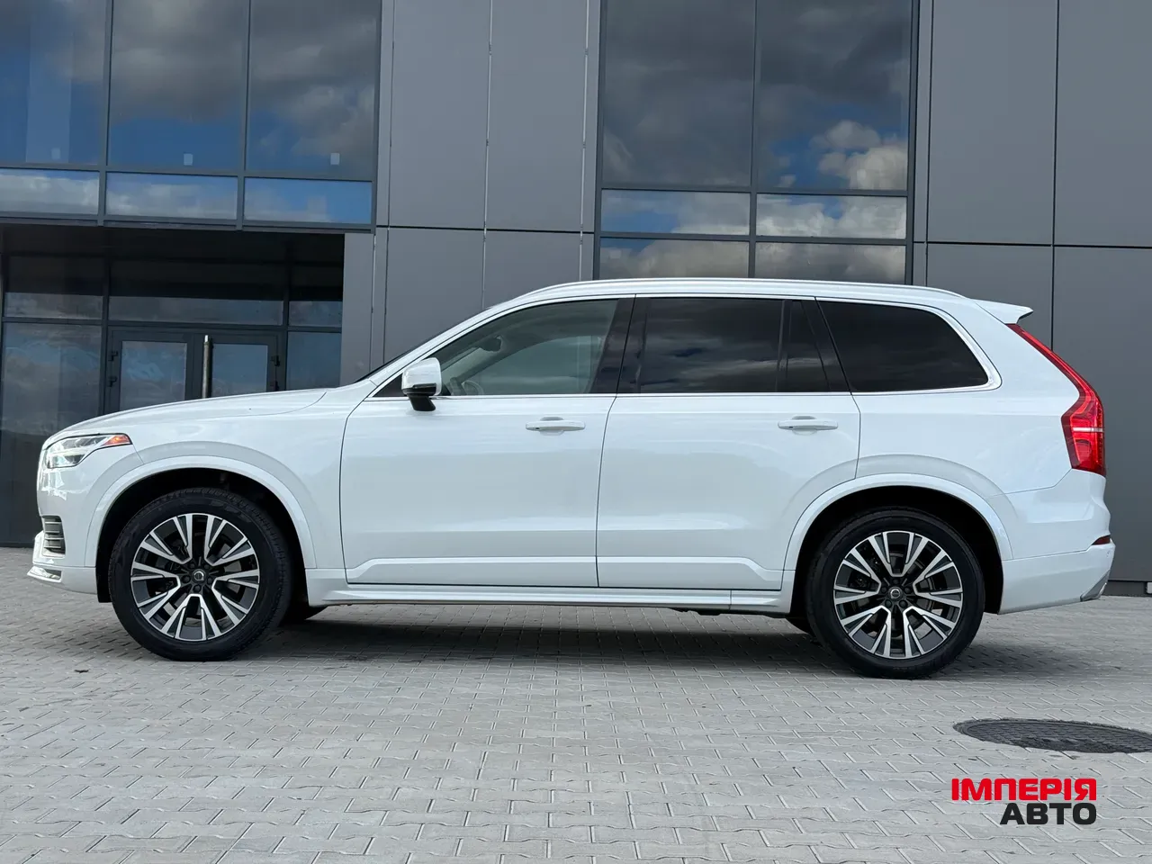 Volvo XC90 - фото 6