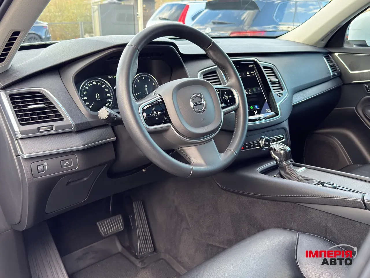 Volvo XC90 - фото 11