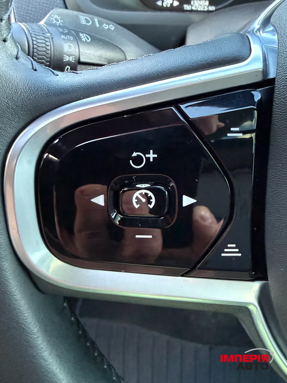 Volvo XC90 - фото 42