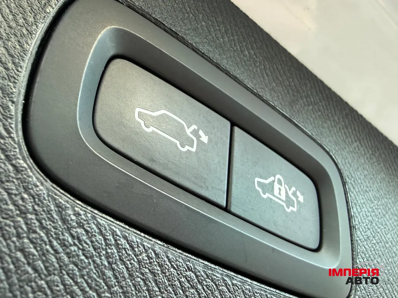 Volvo XC90 - фото 61