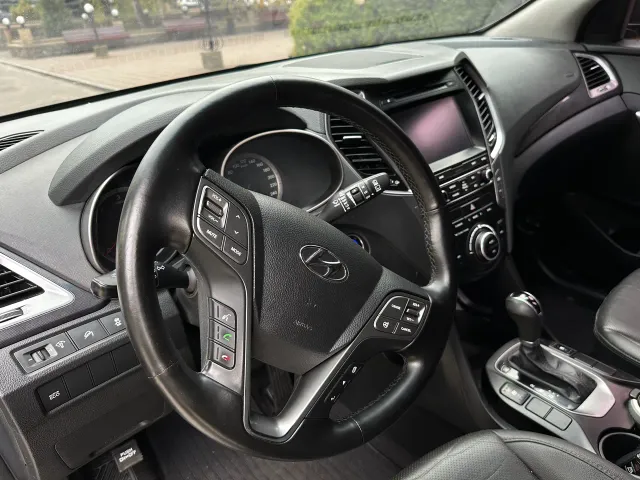 Hyundai Santa Fe - фото 2