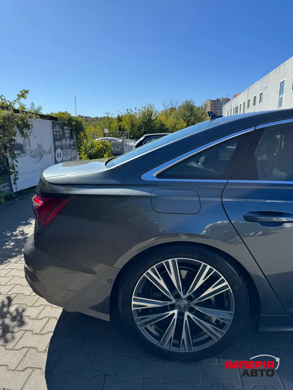 Audi A6 - фото 4