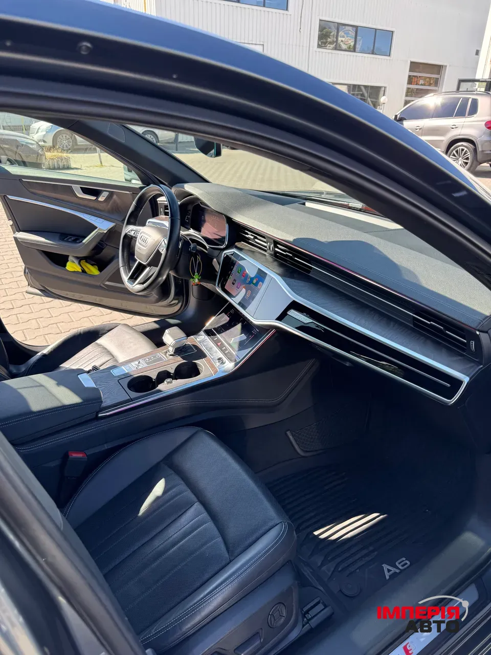 Audi A6 - фото 12