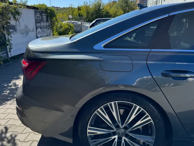 Audi A6 - фото 4