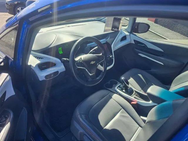 Chevrolet Bolt - фото 2