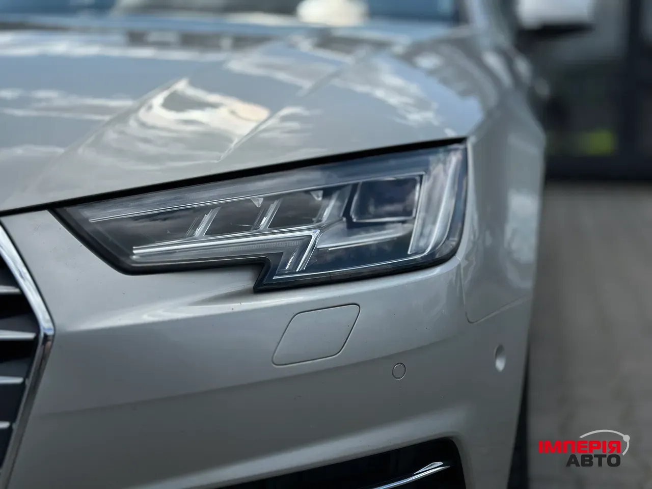 Audi A4 - фото 5
