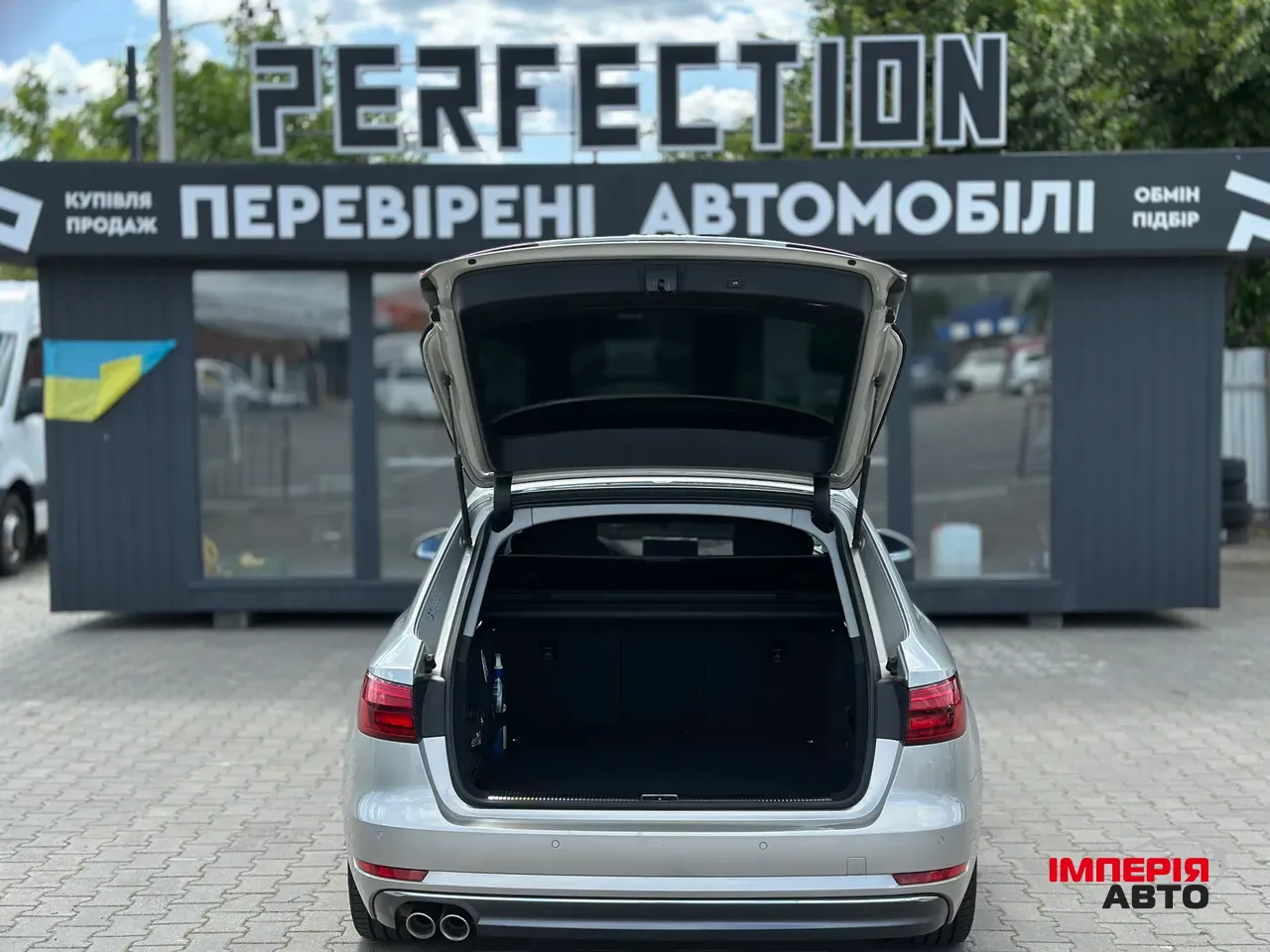 Audi A4 - фото 24