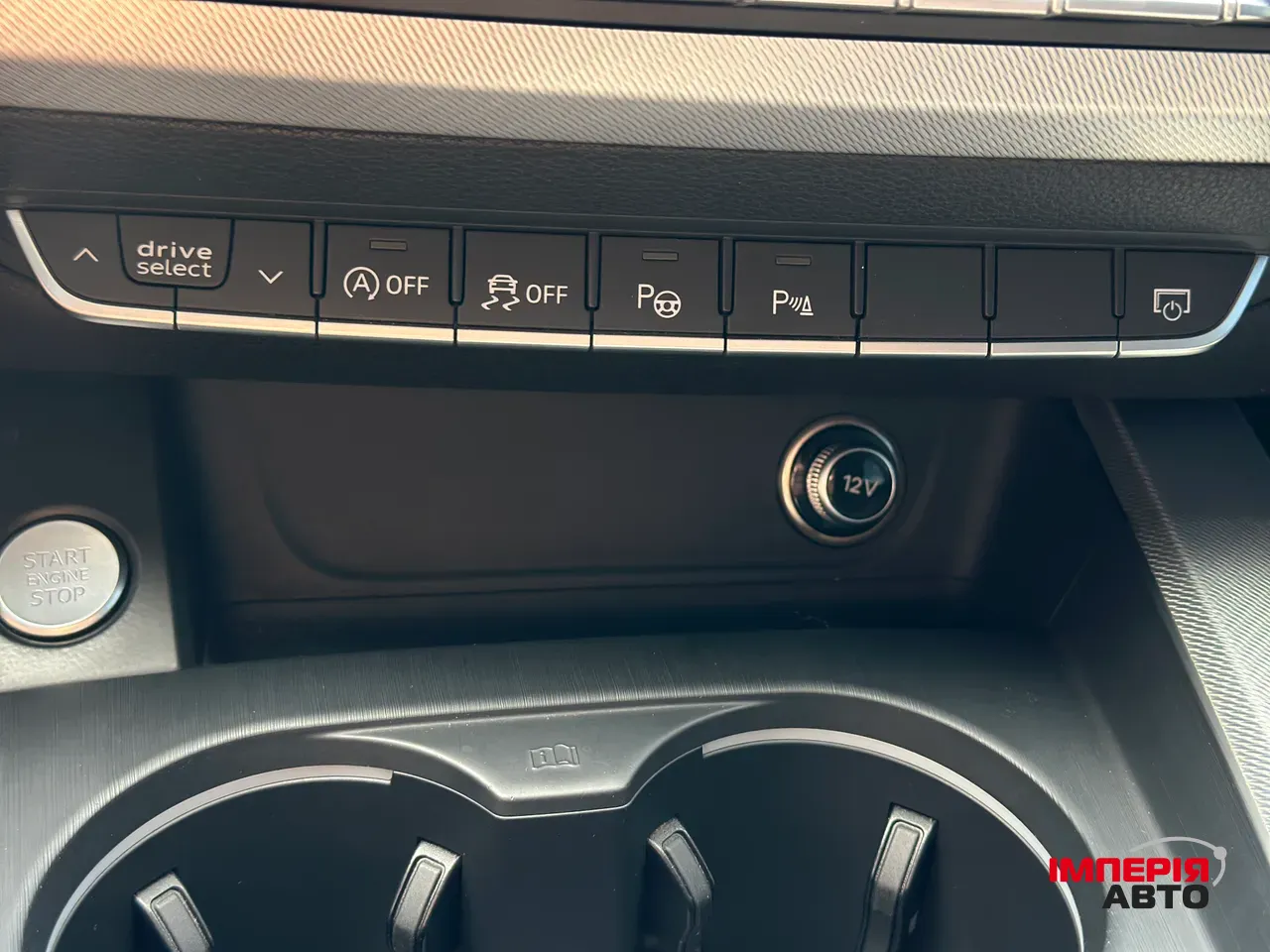 Audi A4 - фото 41