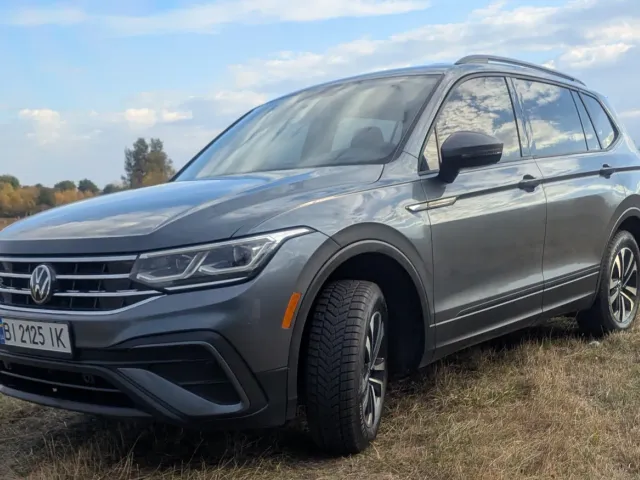 Volkswagen Tiguan - фото 5