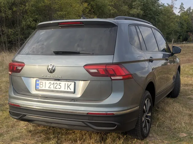 Volkswagen Tiguan - фото 4