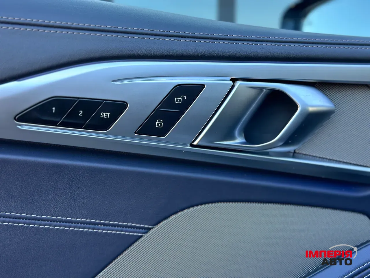 BMW 8 серії - фото 28