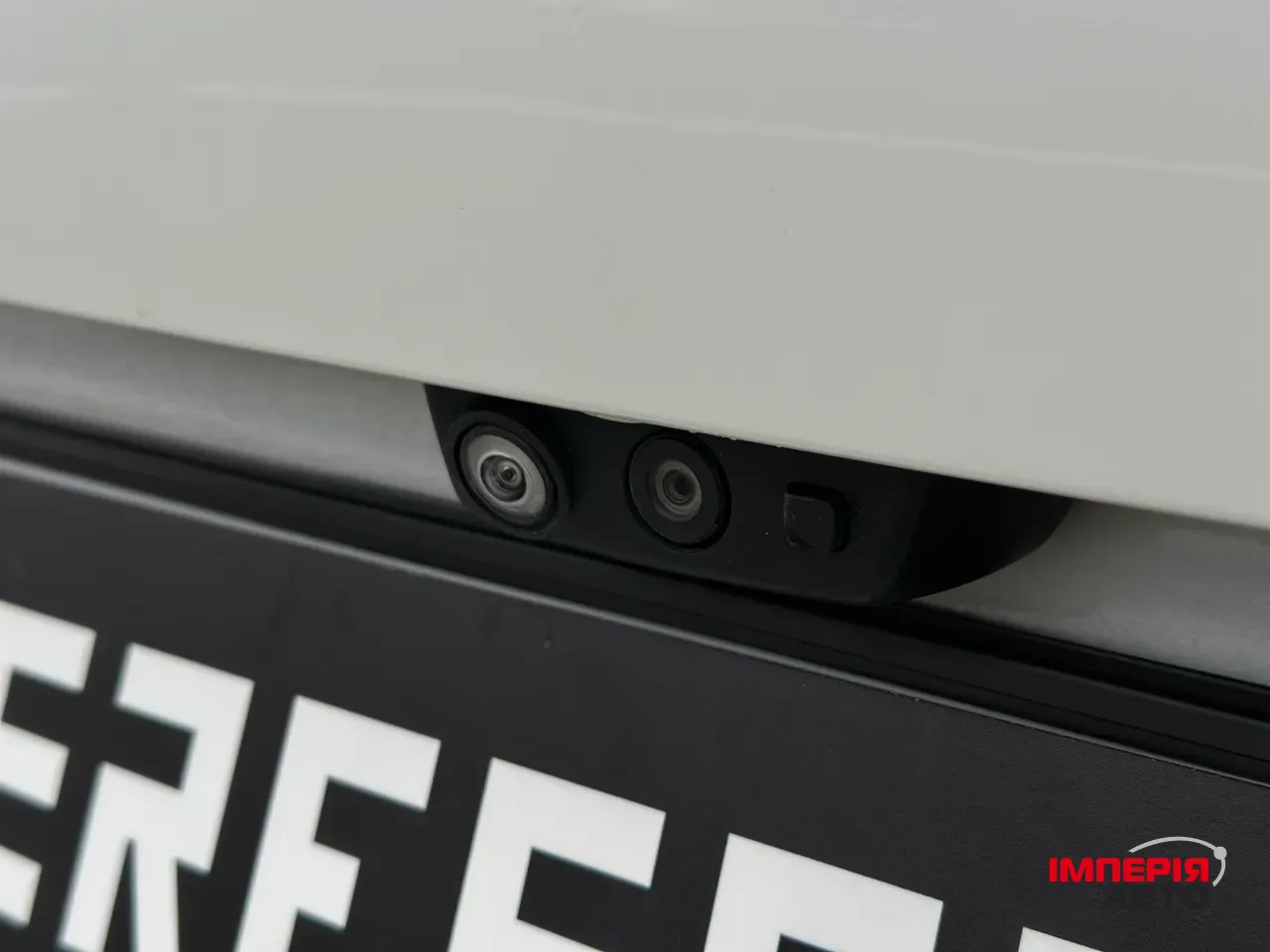 Cadillac Escalade - фото 24