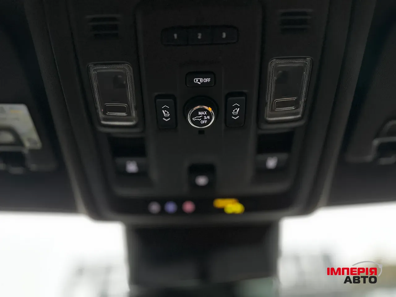 Cadillac Escalade - фото 51