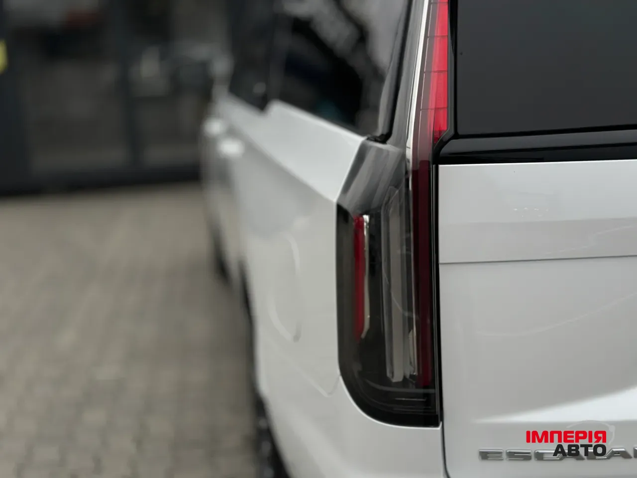 Cadillac Escalade - фото 21