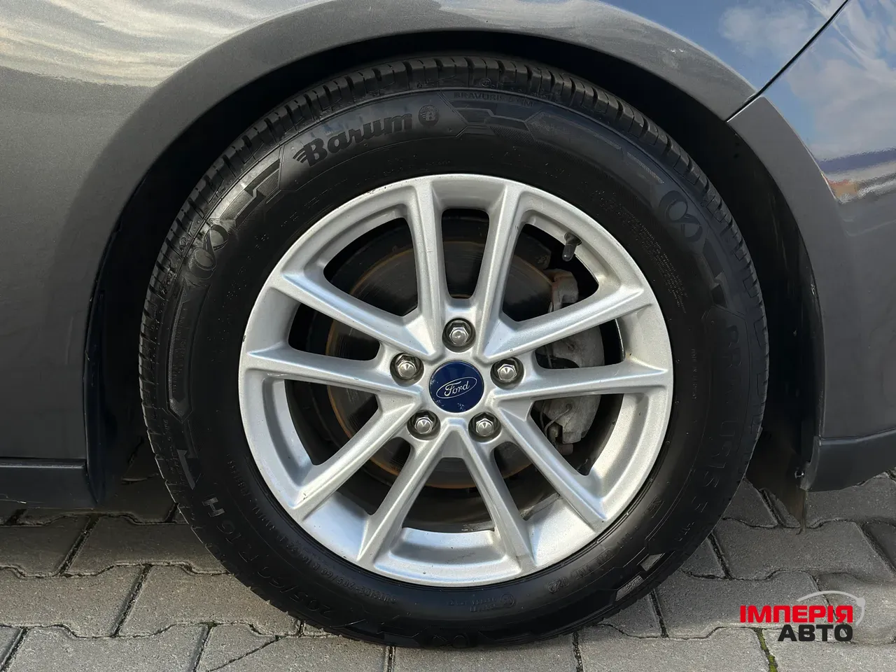 Ford Focus - фото 9